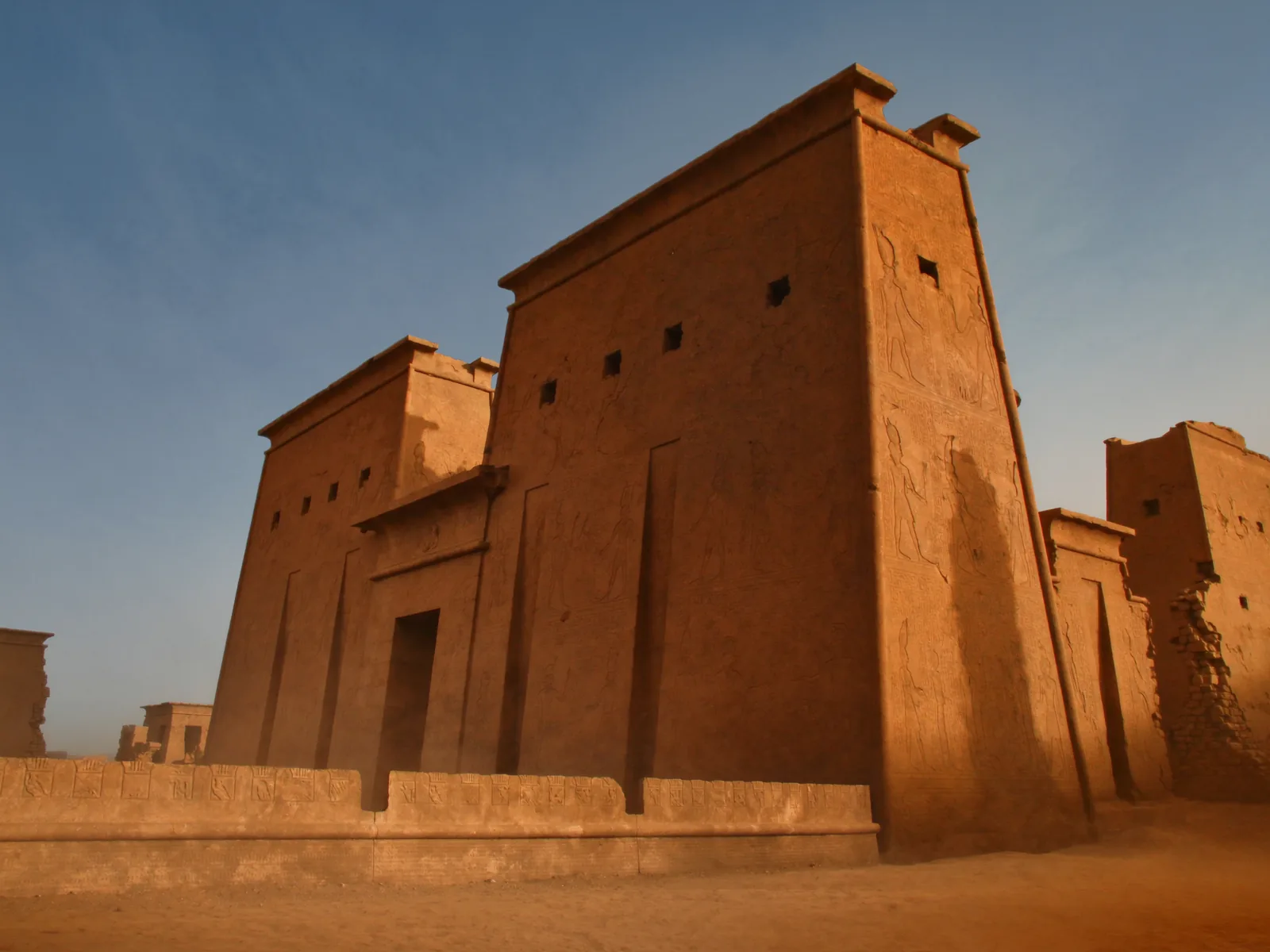 El Luxor que pocos conocen
